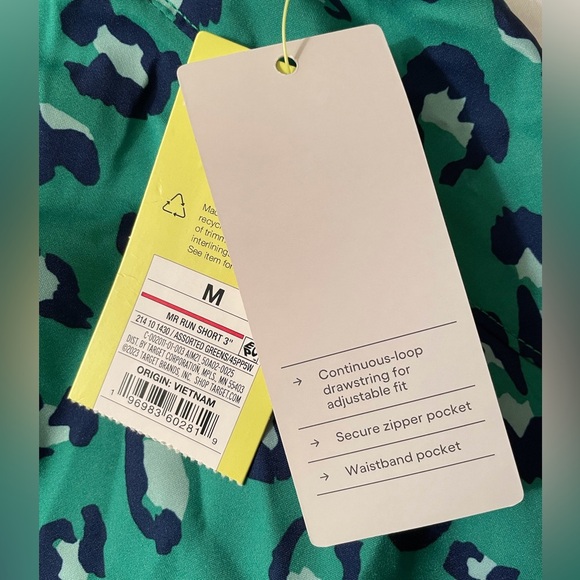 All In Motion Run Shorts in Green - Picture 7 of 9